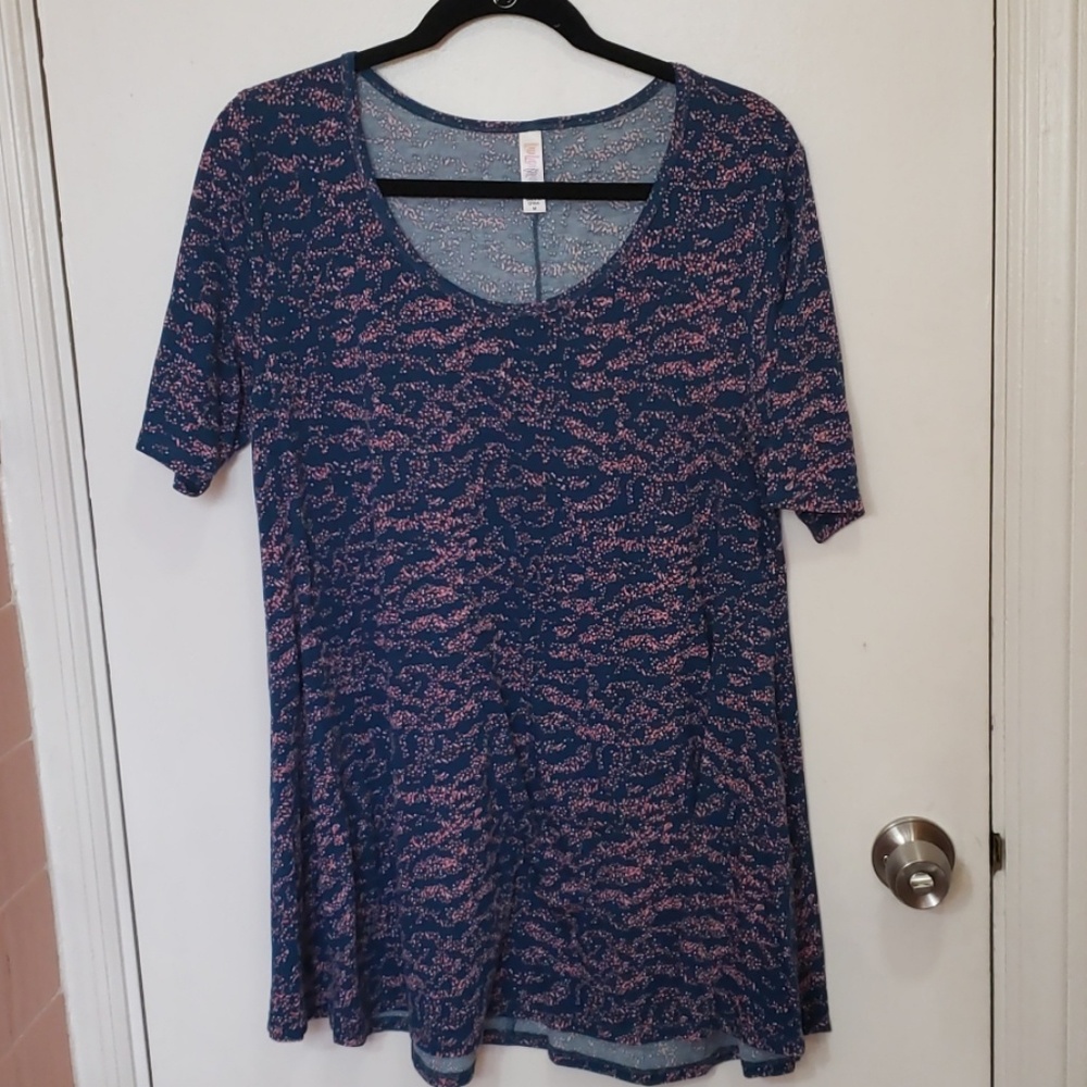 Med Perfect T by Lularoe